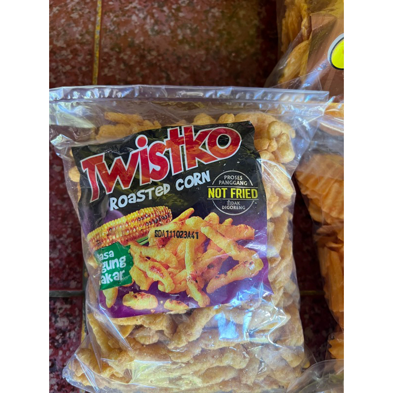 

Snack Kiloan Twistko jagung bakar Murah Banget