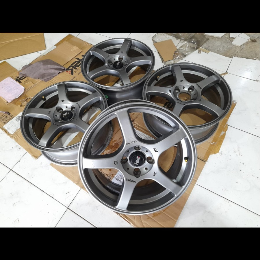 Velg Mobil Bekas Ring 16 Lubang 4 TENDON HSR R16X6,5 4X100 ET40