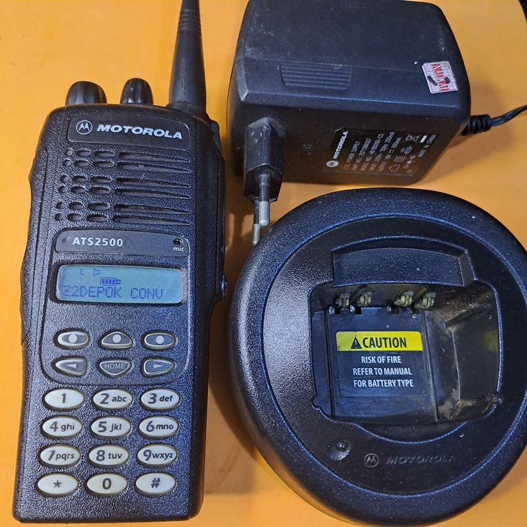 Ht Motorola Ats2500 Frekuensi Trunking 800 Mhz Asli Ori Motorola Ats2500 Made in Malaysia