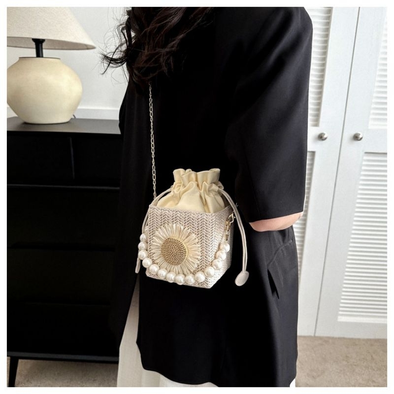 Drozenb Sunflower Pearl Slingbag Tas Anyaman Sintetis Slingbag Korea Pearl