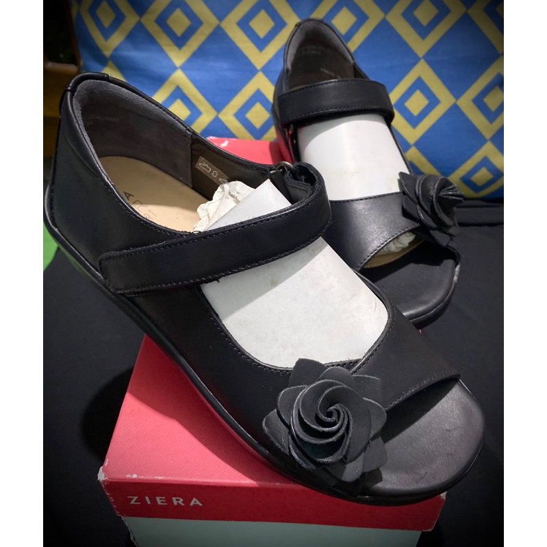 Ziera Melody Black
