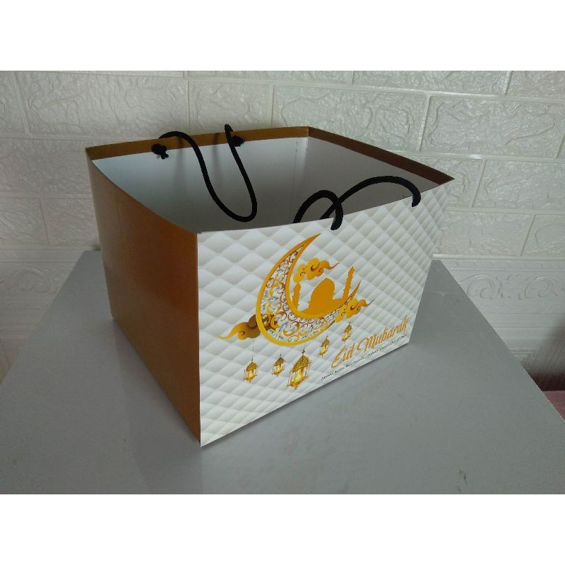 

paperbag lebaran / goodiebag lebaran / paperbag idul fitri / paperbag custom
