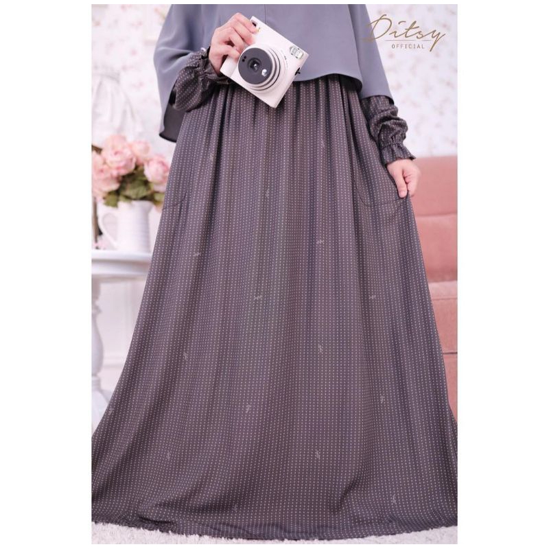 Ditsy April part 2  2023 Naia dark grey XS