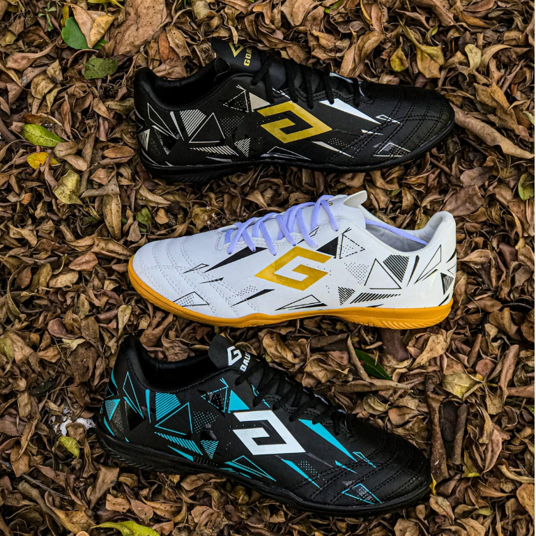 SEPATU FUTSAL GOALLO MAGGIS IN