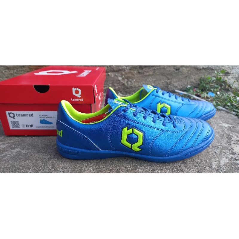 sepatu futsal original