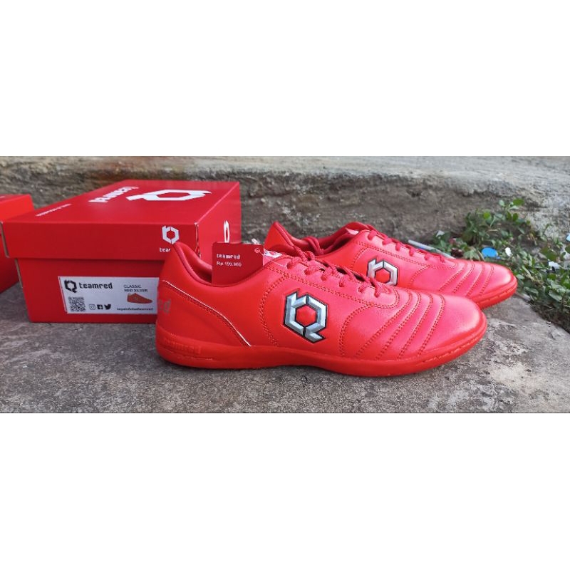 sepatu futsal original