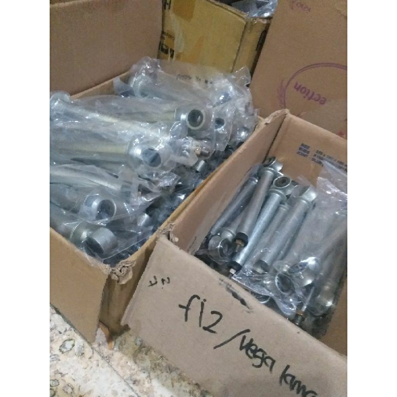 Hidrolik shocbecker belakang motor  fiz/ vega r lama