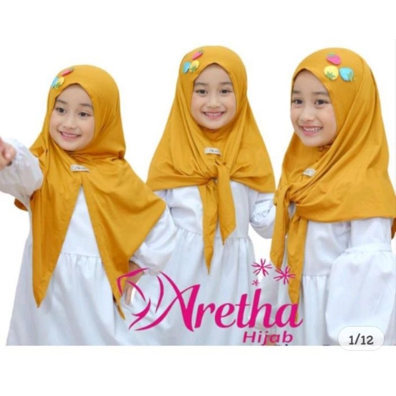 (berry) hijab anak segitiga instan strawberry / jilbab berry size 3-6thn