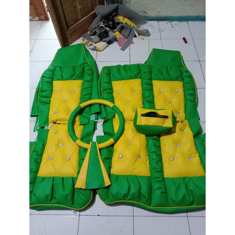 Cover jok Hino Dutro