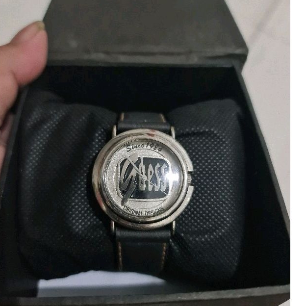 jam tangan cewek original guess preloved second bekas