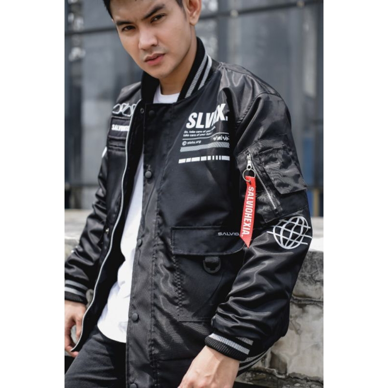 Jaket Bomber Outdoor Putih - Hitam  Addict Southwek Branded  SALVIO HEXIA