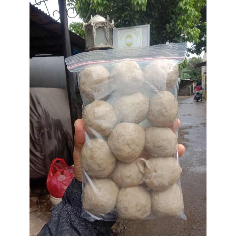 

BASO URAT ISI 14 JUMBO ENAK MANTAP