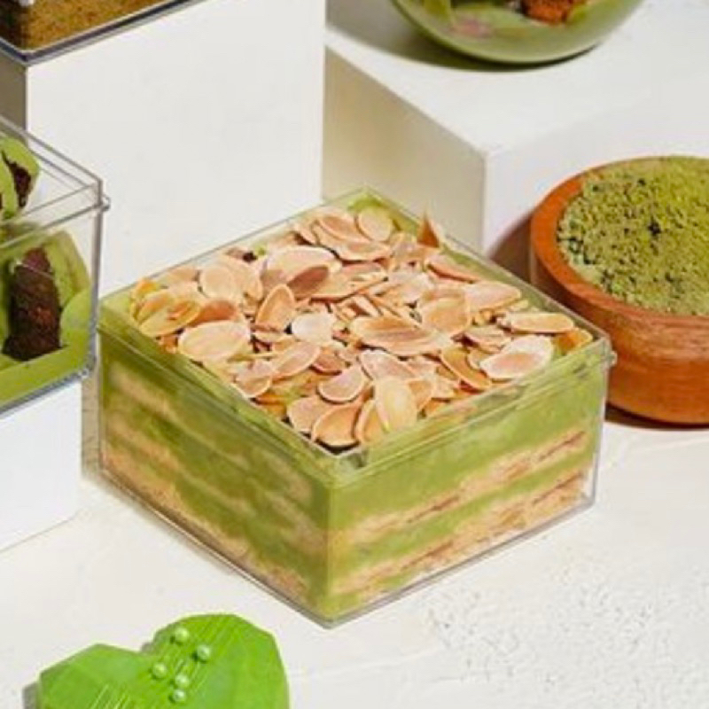 

Matcha Layer Pastry Box