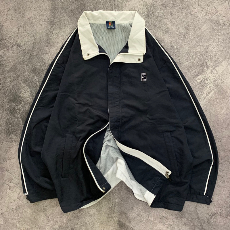 nike court windbreaker