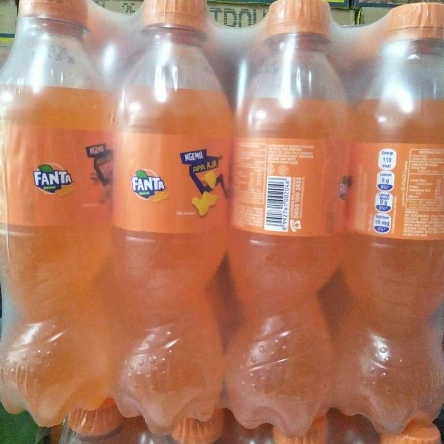 

Fanta Orange / jeruk botol 390ml isi 12