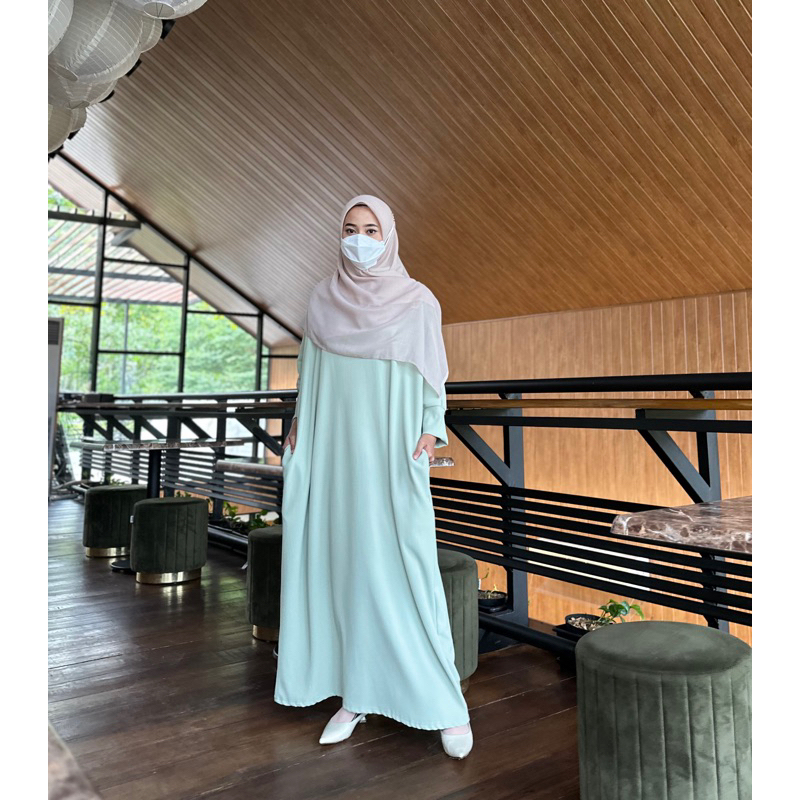 Vania Dress/ Kaftan lebaran/ Gamis Turtle Neck/ Gamis Uniclo/ Gamis Hanover/ Kaftan Lebaran Cantik/ 