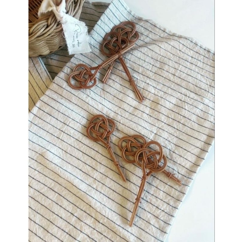 

stick pembatas buku reed diffuser varian coklat