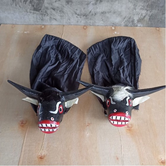 banteng bantengan kayu size Kecil