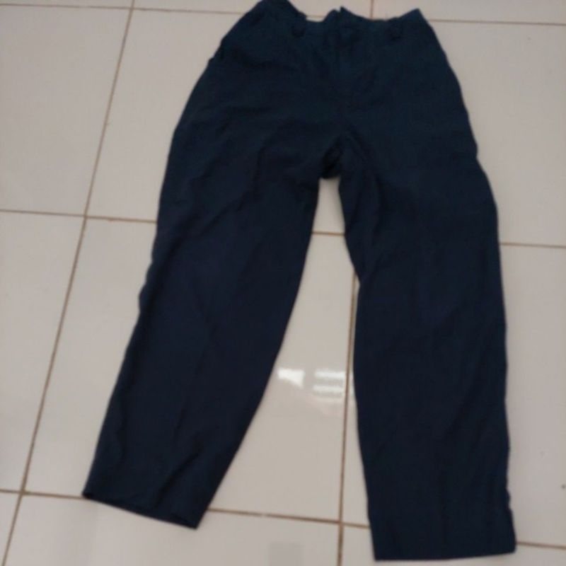 celana smp pramuka / hijau madrasah # celana karet # rok smp # baju pramuka (bekas)