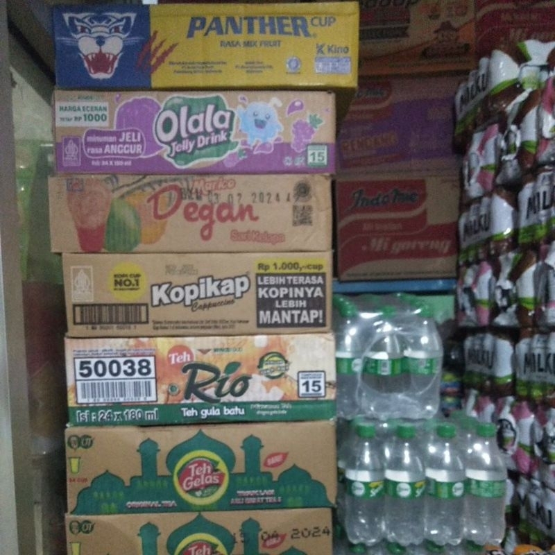 

Minuman Kopikap Teh Gelas Rio Degan Olala Ale