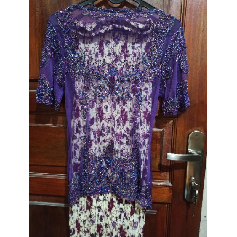 kebaya modern set ungu 2