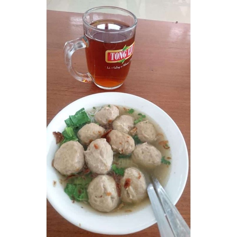 

bakso dan mie ayam puncak Habibie