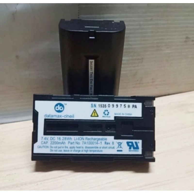 Battery Li -On Rechargeable 7,4V - 2200mAh - 16,28Wh