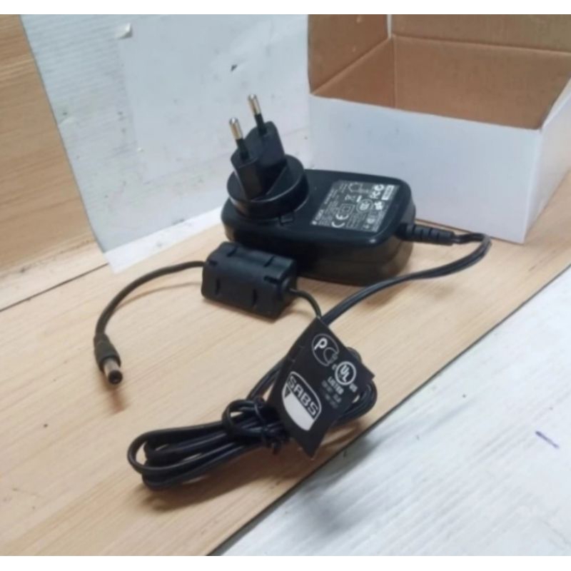 Adaptor CLick, swictching power supply output 10V - 2400mA