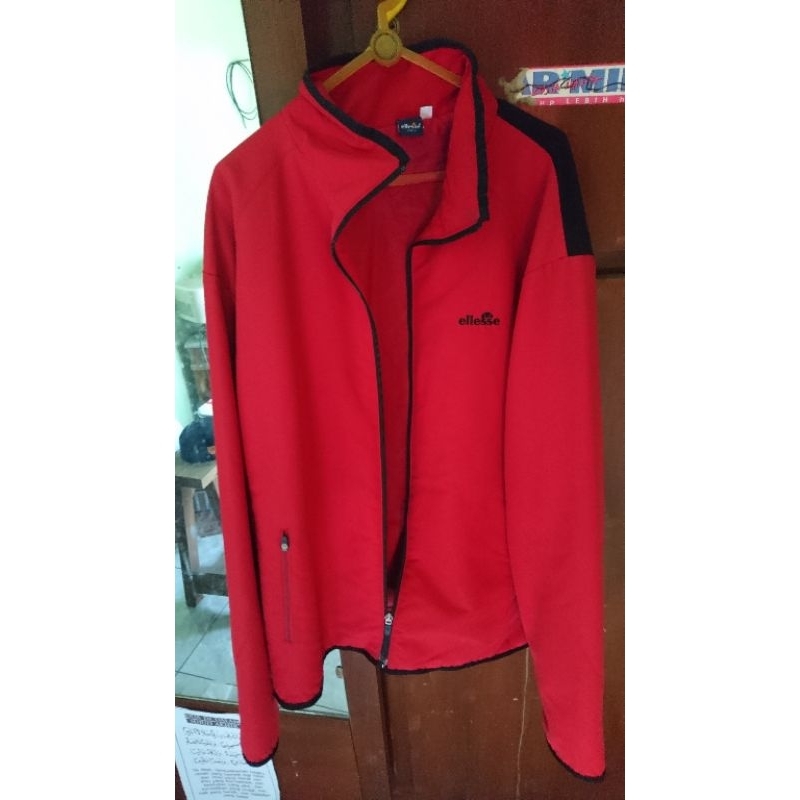 jaket second ellese* bagus ukuran xl tracktop