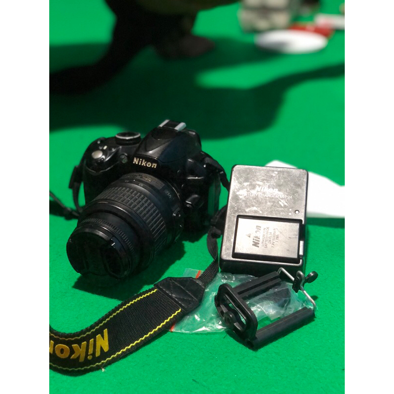 NIKON D3100