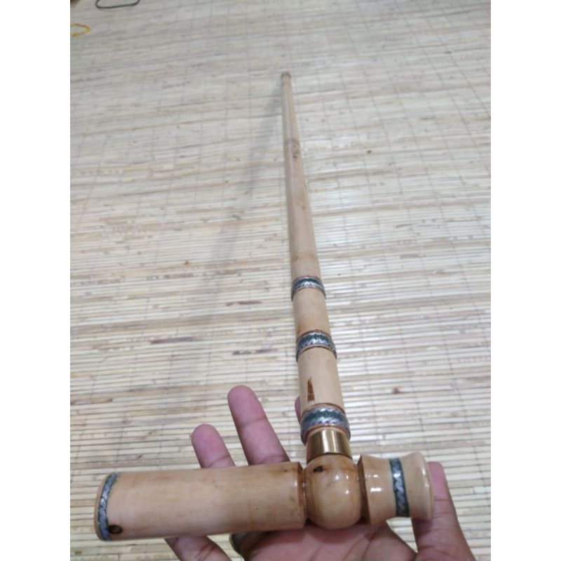 tongkat kayu Luz berajah