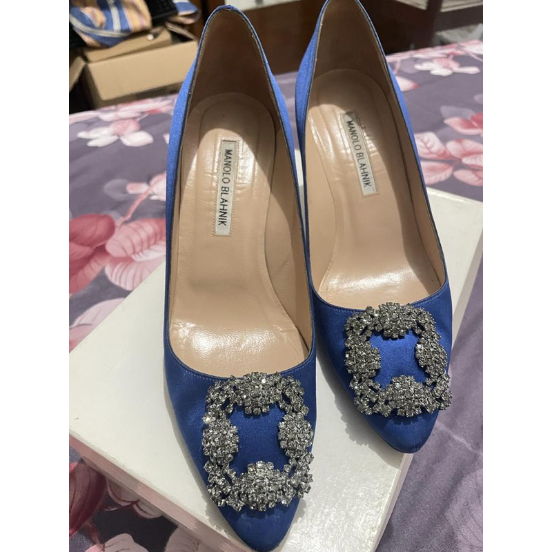 Manolo Blahnik Hangisi Blue Satin 70 ORI (Preloved)