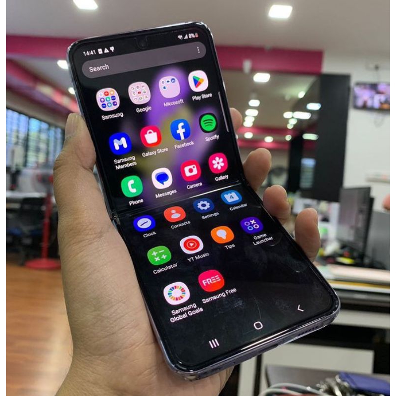 Samsung z flip 5G 8/256GB Second