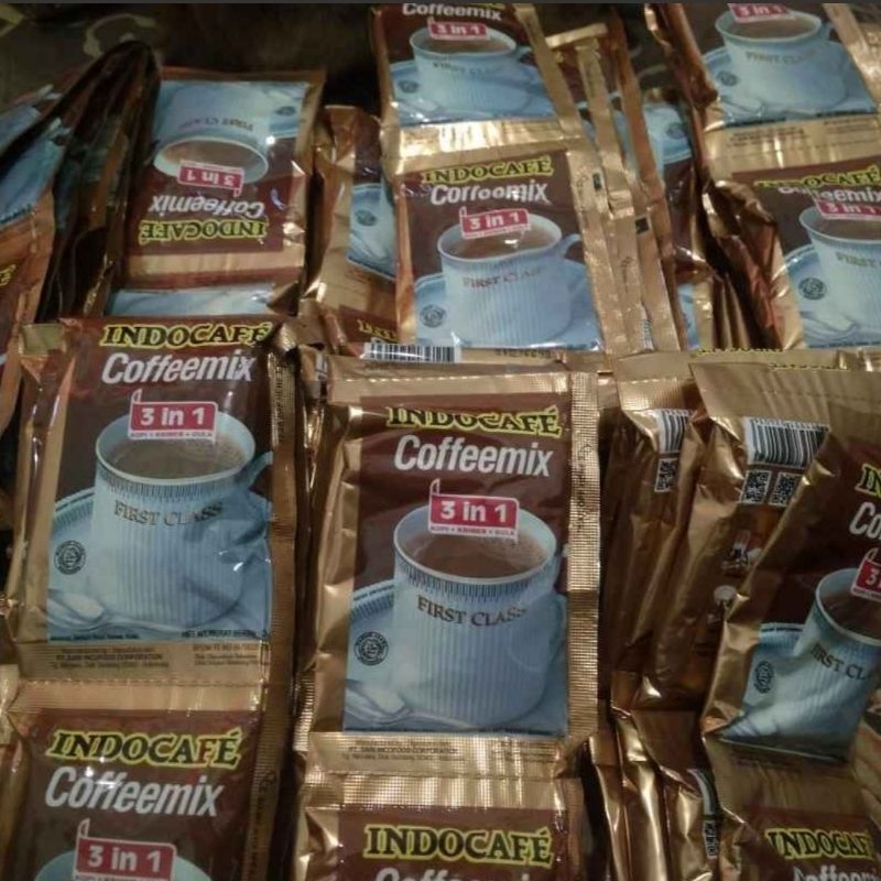 

Indocafe Coffemix Kopi Instan Sachet