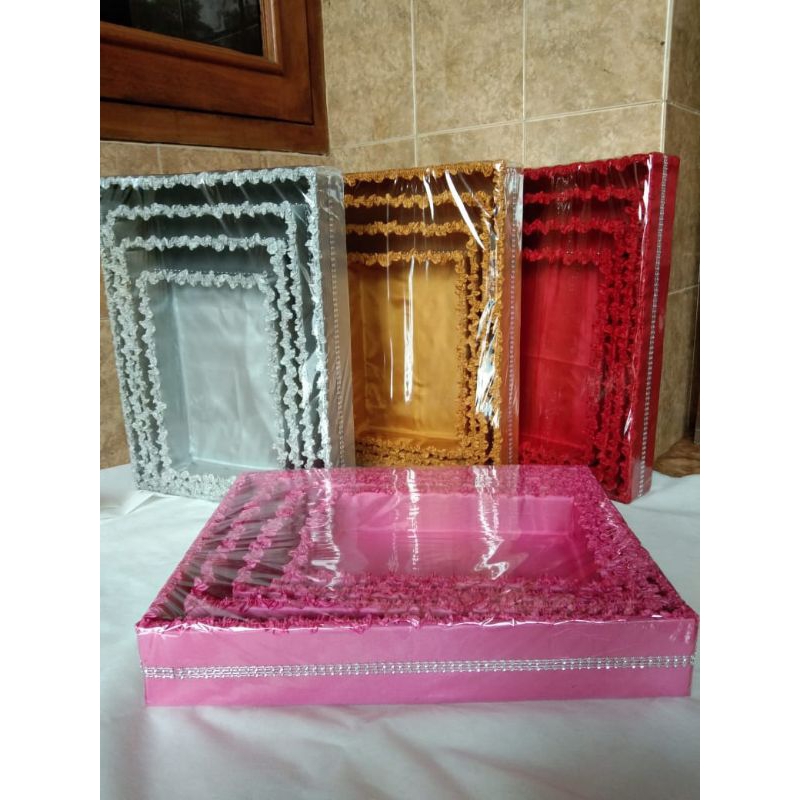 KOTAK SESERAHAN PERNIKAHAN/LAMARAN,TEMPAT HIASAN PAKAIAN ATAU BARANG UNTUK SESERAHAN