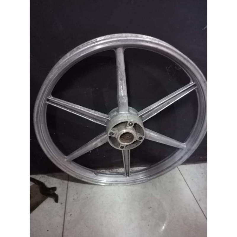 velg depan yamaha palang 6 ring 17 1.40 jupiter vega r zr fizr