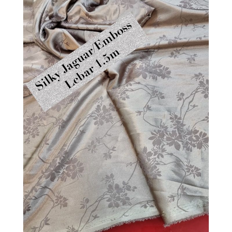 kain silky jaguar embos motif