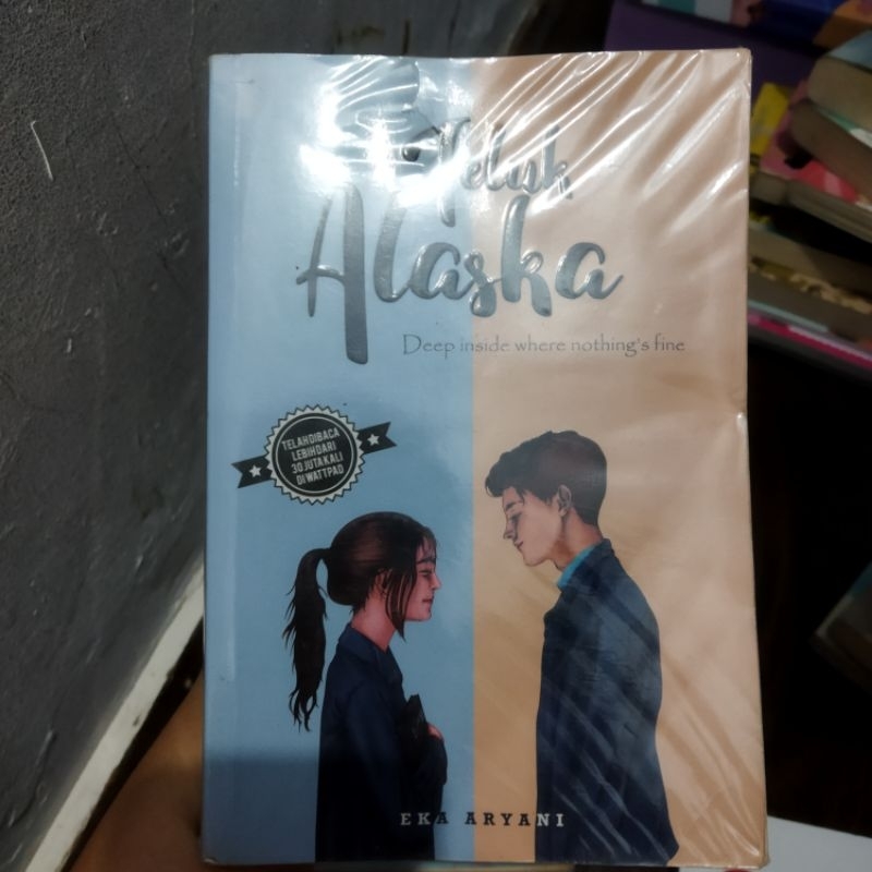 

(PRELOVED) SOFT COVER / TELUK ALASKA - EKA ARYANI