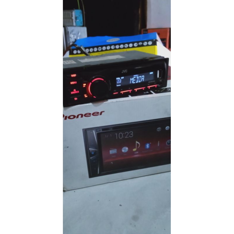 Headunit single din JVC USB aux