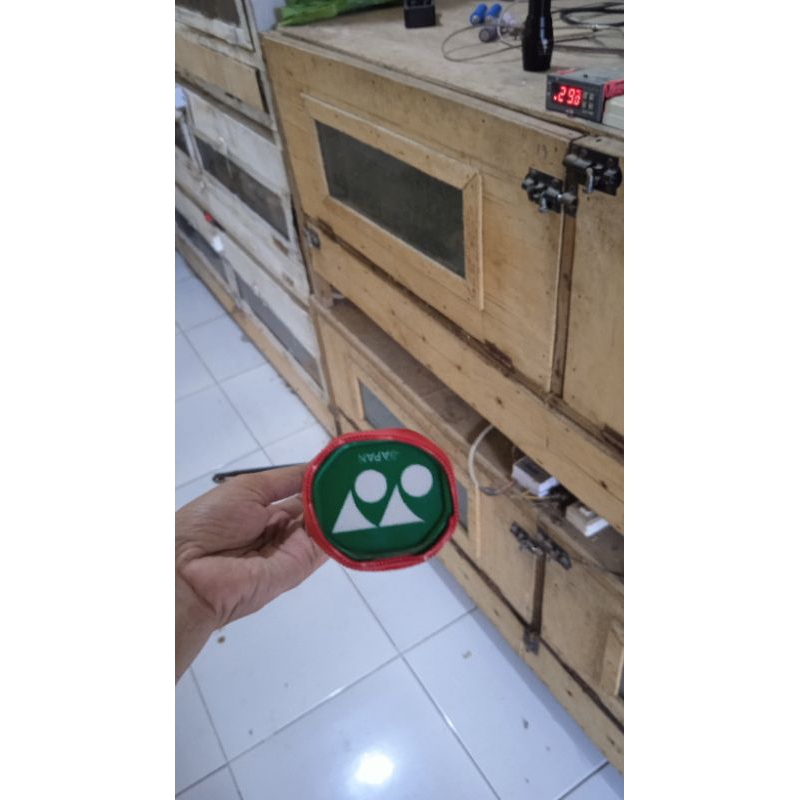 yonex astrox tour 8500