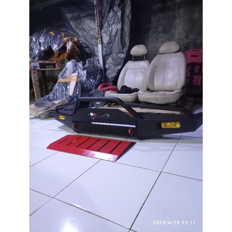 BEMPER DEPAN TAFT FEROZA COSTUME