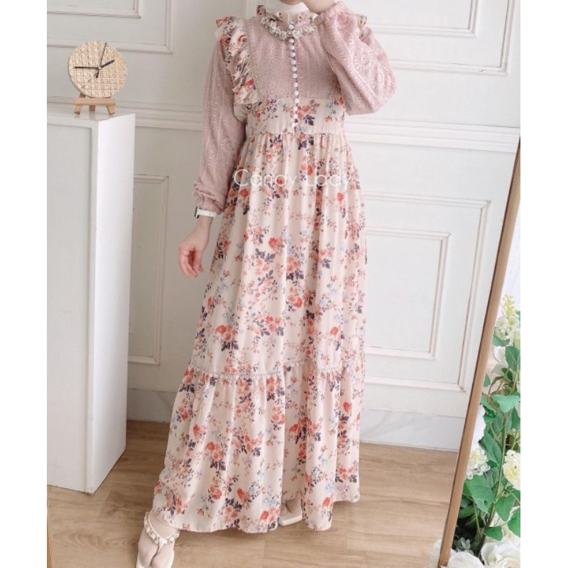 Dress by CandyLady - Bilva Button Flower Maxi