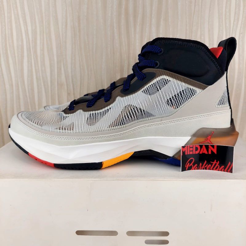 Sepatu Basket Air Jordan 37/AJ 37 Beyond Borders