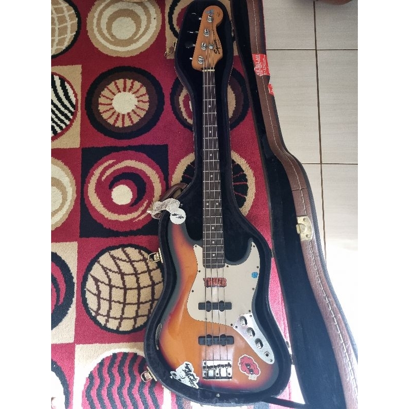 Squier Jazz Bass California Series