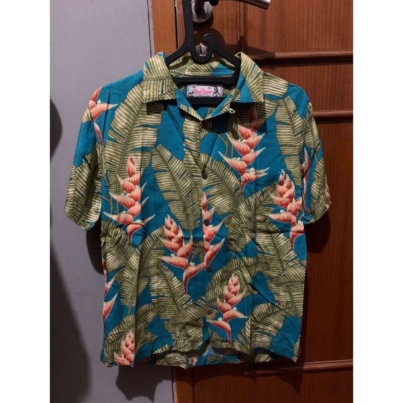 Tropic Thunder Shirt Kemeja Pantai Uniqlo
