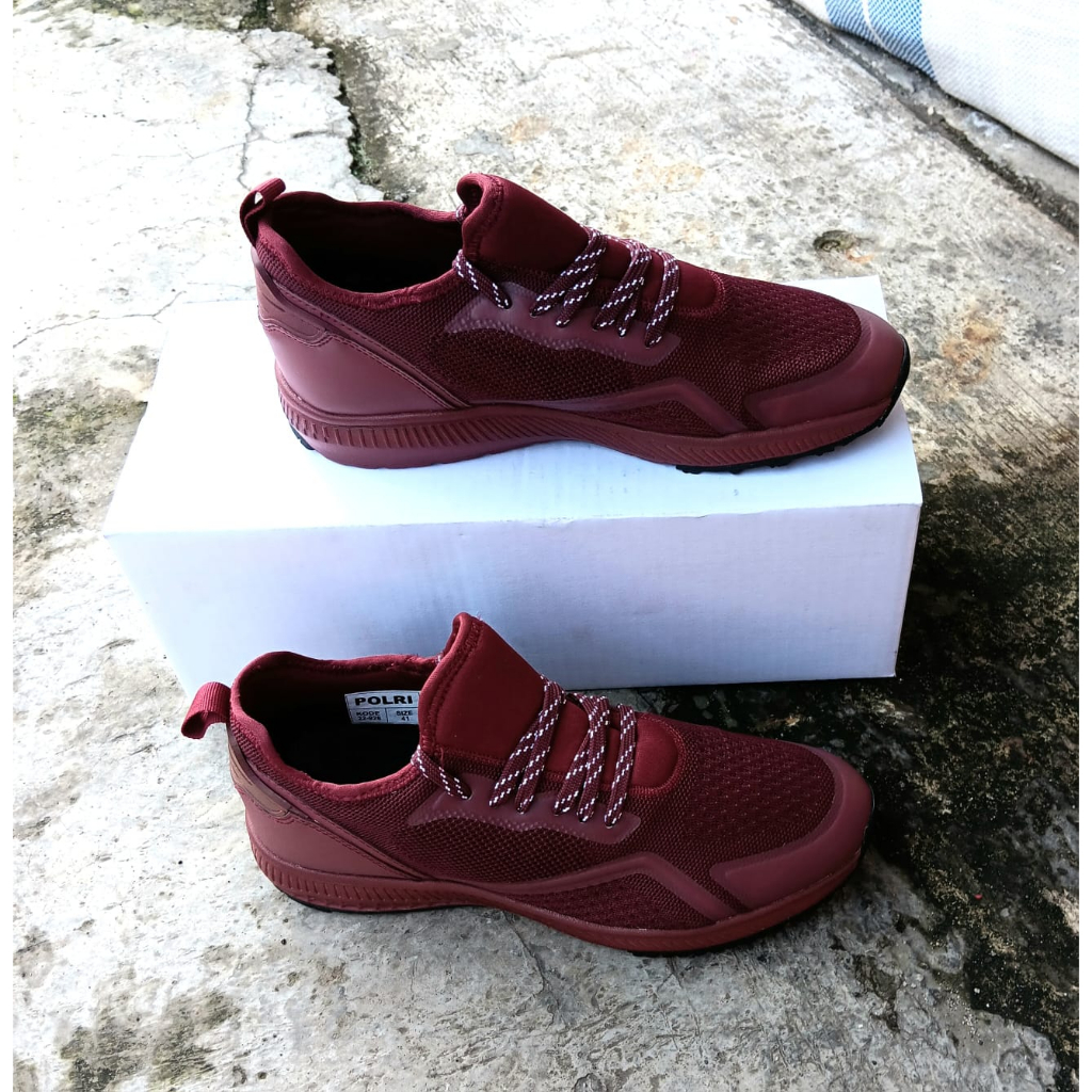 SEPATU RUNNING POLRI MERAH MAROON TERBARU 2023 - OLAHRAGA