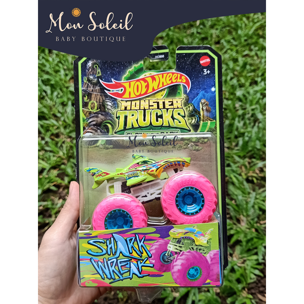 Hotwheels Monster Truck Shark Wreak Glow in the Dark