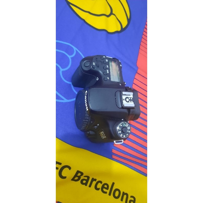 camera canon 70D matot