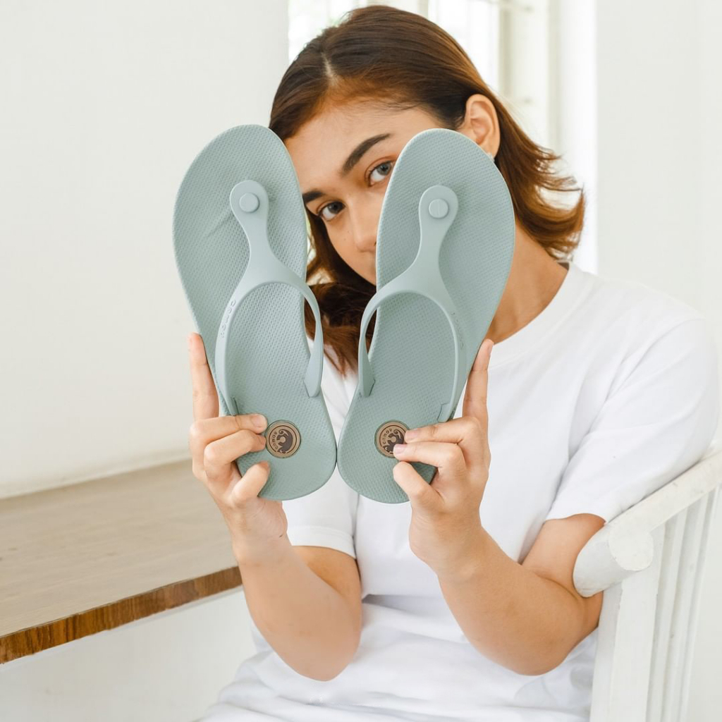 CAMOU Nikita Sandal Jepit Wanita dan Anak Perempuan Warna Pastel