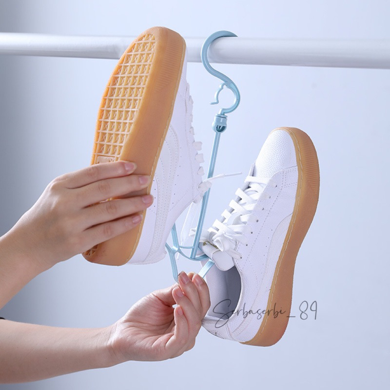 gantungan sepatu jemuran atau gantungan sandal hanger